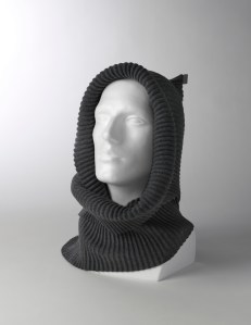 Pleece_hood_darkgrey